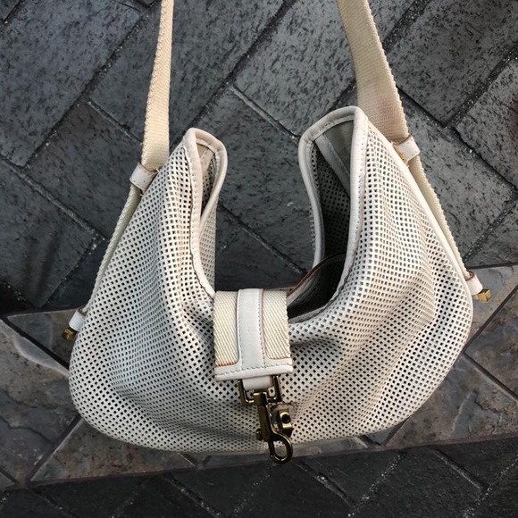 White Leather and Gold Hardware Shoulder Purse - Picture 12 of 13